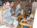 	�ri I�opaniszad, czyli kurs bhakti �astri