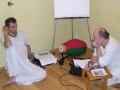 	�ri I�opaniszad, czyli kurs bhakti �astri